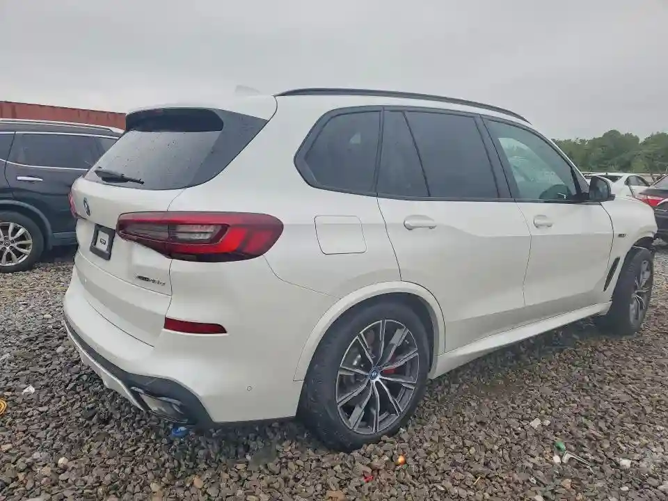 5UXTA6C08P9R07382 2023 BMW X5-2