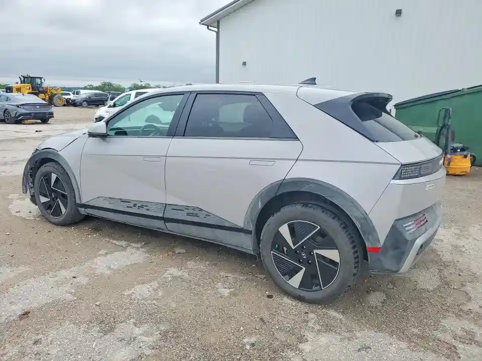 7YAKMDDC7SY019814 2025 HYUNDAI IONIQ-1
