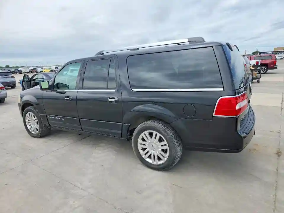 5LMJJ3H5XBEJ06733 2011 LINCOLN NAVIGATOR-1