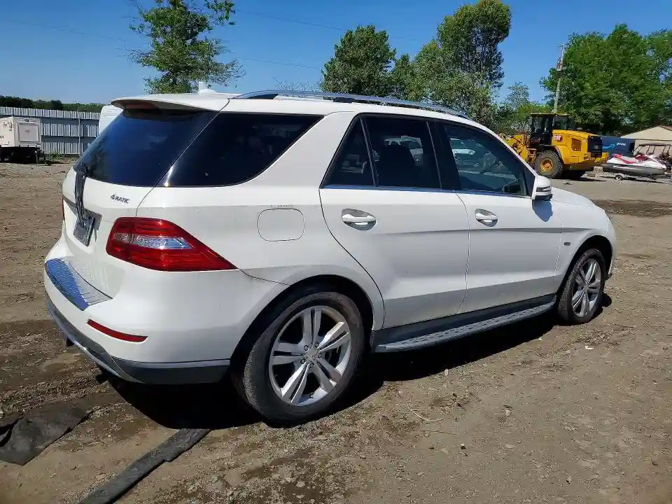 4JGDA5HB7CA027689 2012 MERCEDES-BENZ M-CLASS-2