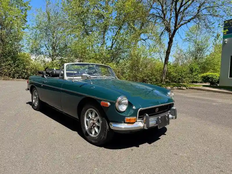 GHN5UA190452G 1970 MGB ALL MODELS-0
