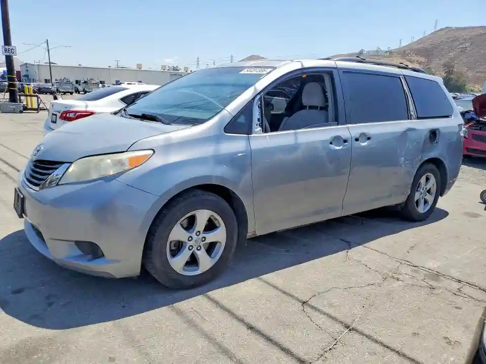 5TDKK3DCXDS341725 2013 TOYOTA SIENNA-0