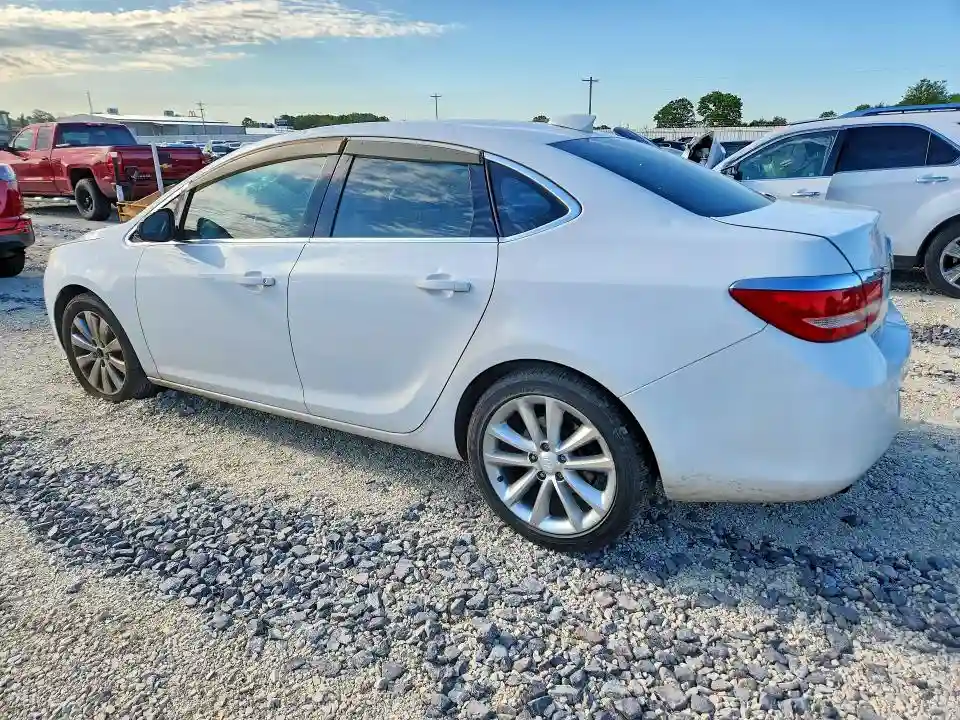 1G4PP5SK2G4100380 2016 BUICK VERANO-1