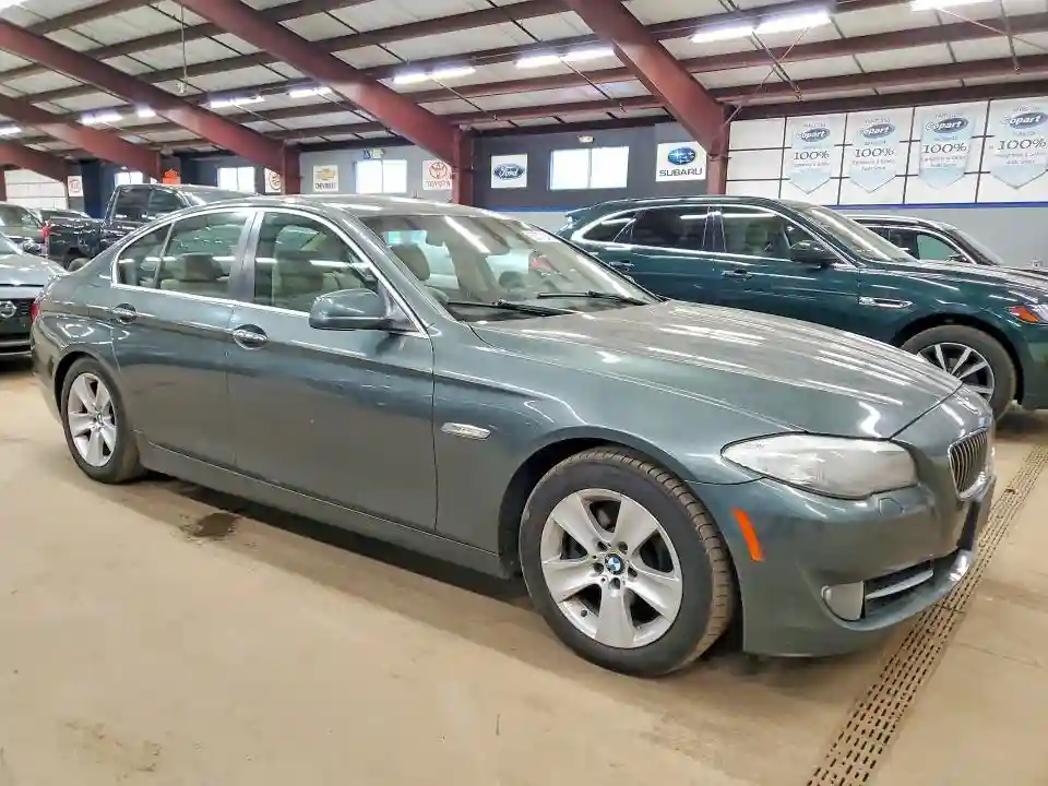 WBAXH5C56DDW13831 2013 BMW 5 SERIES-3