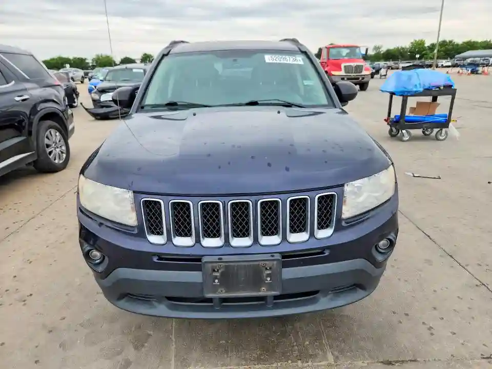 1J4NT1FA4BD159919 2011 JEEP COMPASS-4