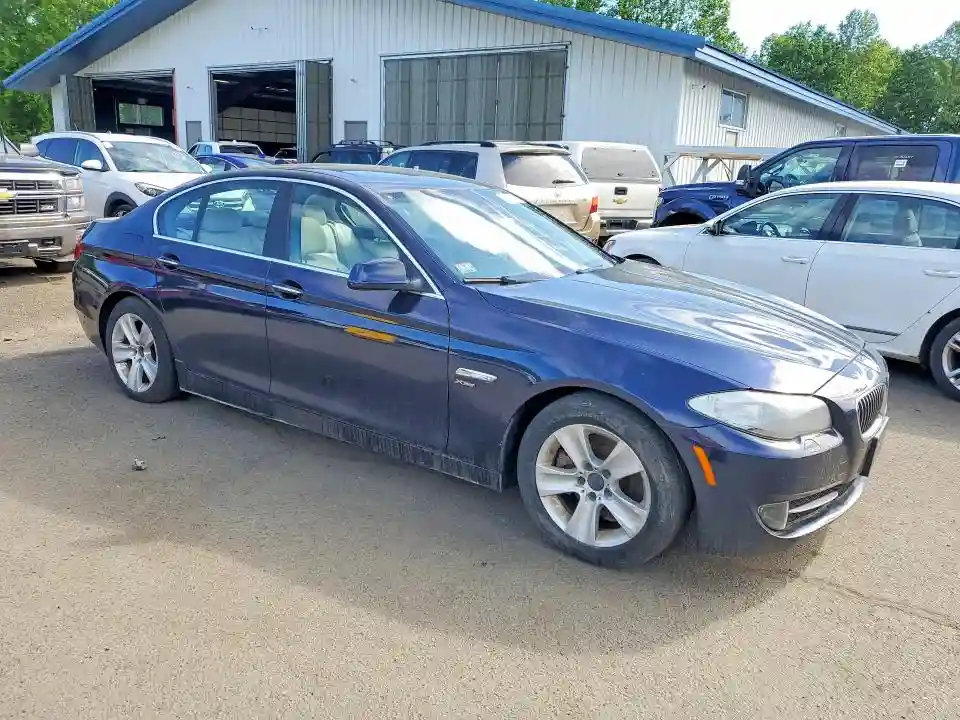 WBAXH5C54CDW09484 2012 BMW 5 SERIES-3