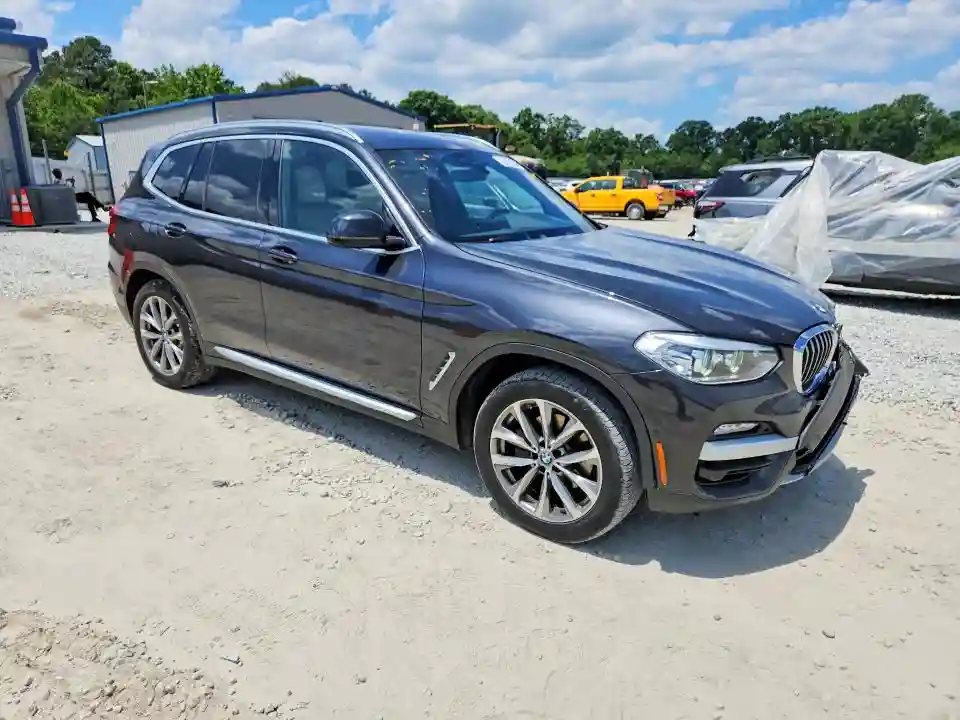 5UXTR7C58KLR52361 2019 BMW X3-3