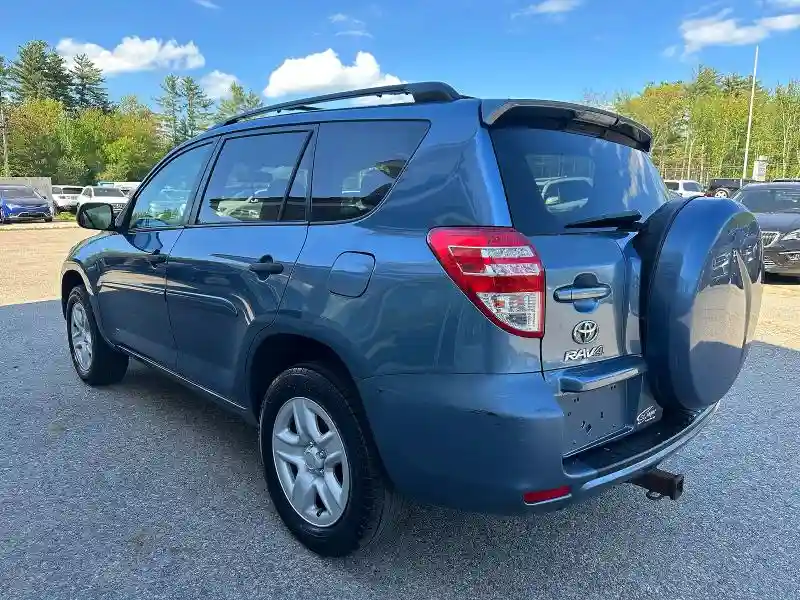 JTMJF4DV4B5042841 2011 TOYOTA RAV4 BASE-2
