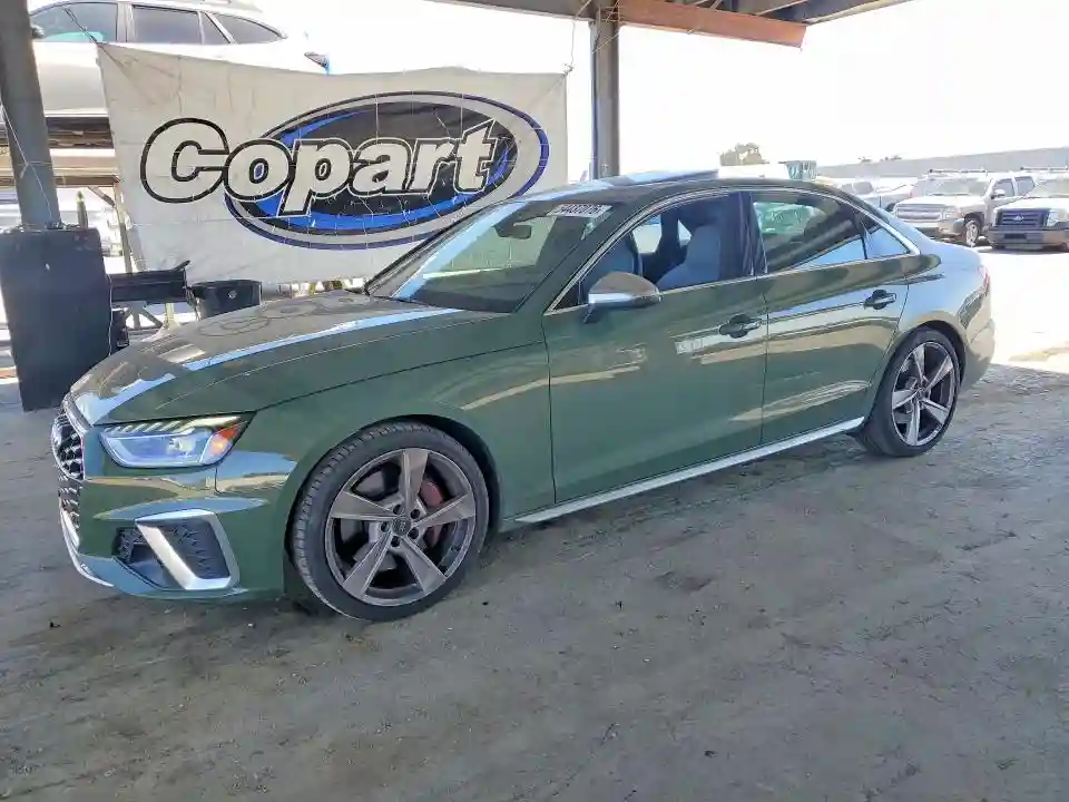WAUB4AF40RA040211 2024 AUDI S4/RS4-0