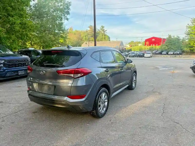 KM8J3CA40JU601333 2018 HYUNDAI TUCSON-3