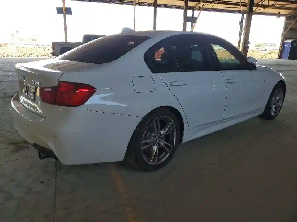 WBA3A9G55FNT09097 2015 BMW 3 SERIES-2