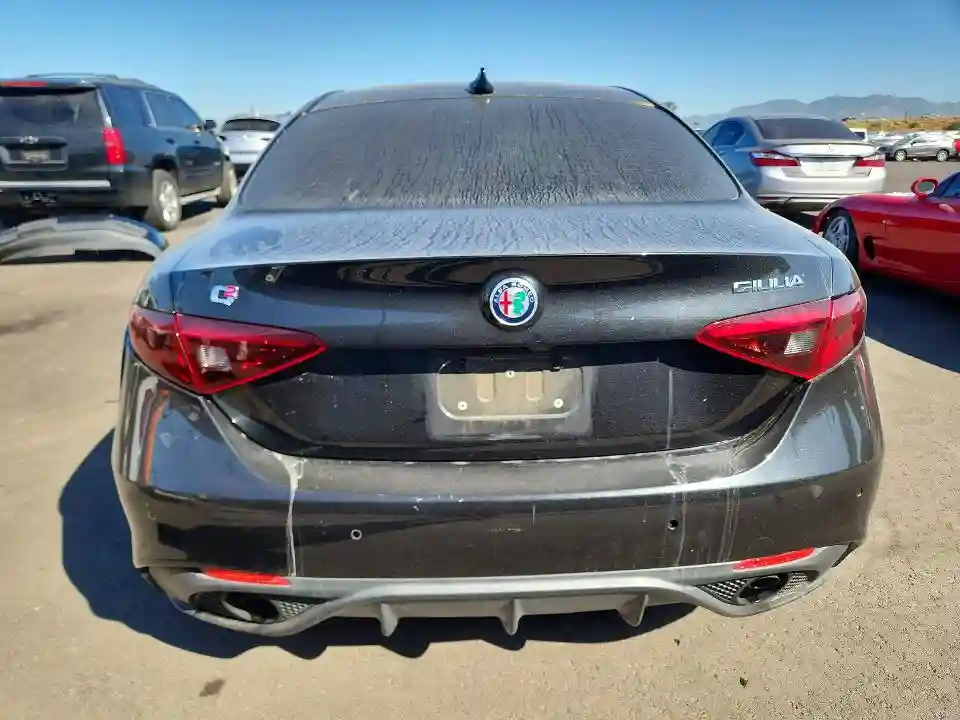 ZARFAECN6H7552414 2017 ALFA ROMEO GIULIA-5