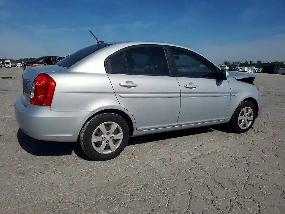 KMHCN4AC7AU526405 2010 HYUNDAI ACCENT-2