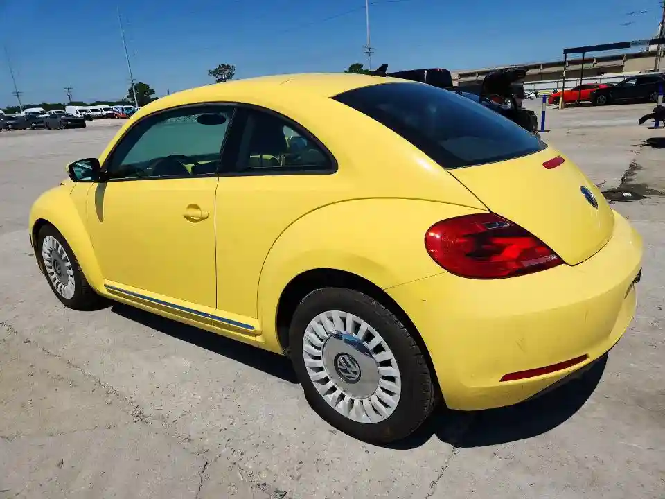 3VWJX7AT2EM601042 2014 VOLKSWAGEN BEETLE-1