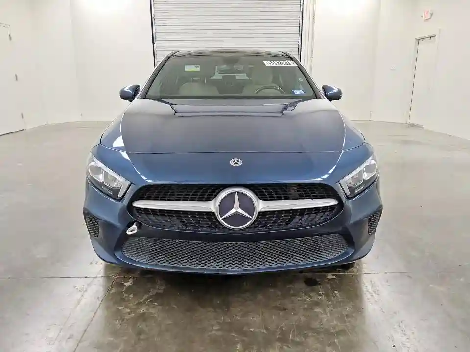 WDD3G4EB2KW019813 2019 MERCEDES-BENZ A-CLASS-4