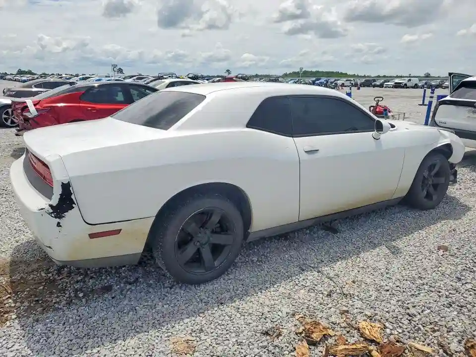 2C3CDYAG7DH691982 2013 DODGE CHALLENGER-2