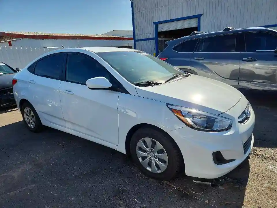 KMHCT4AE0HU343090 2017 HYUNDAI ACCENT-3