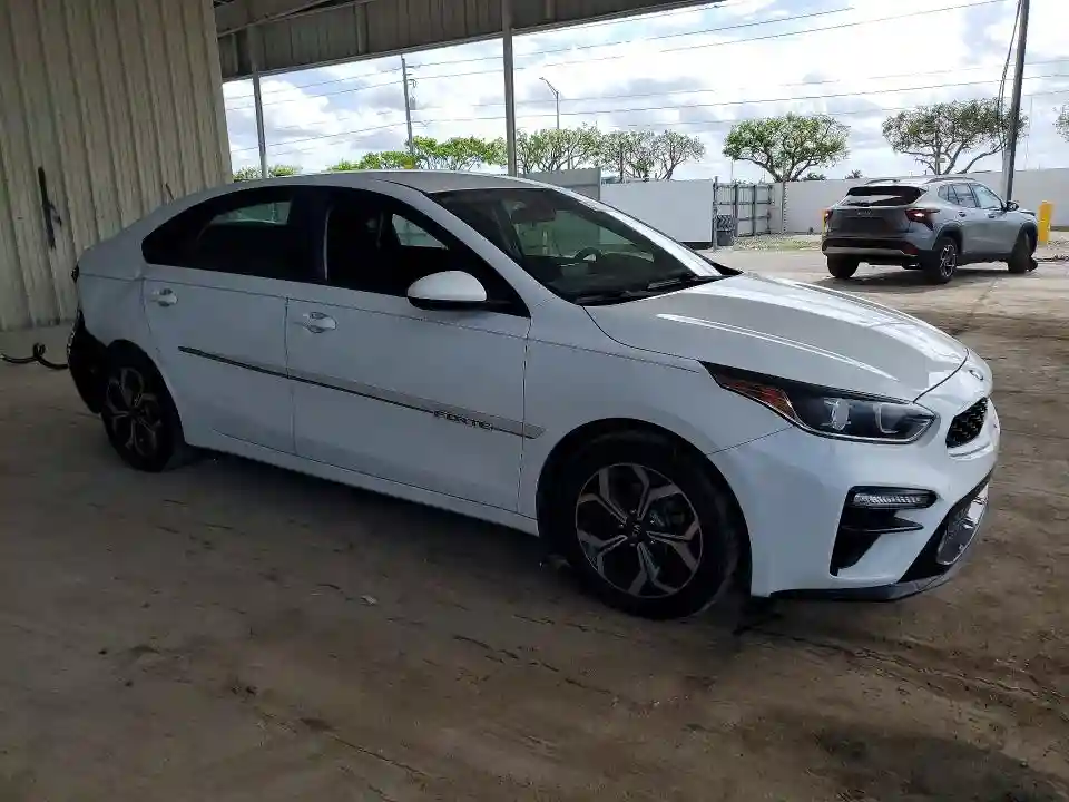 3KPF24AD4KE022624 2019 KIA FORTE-3