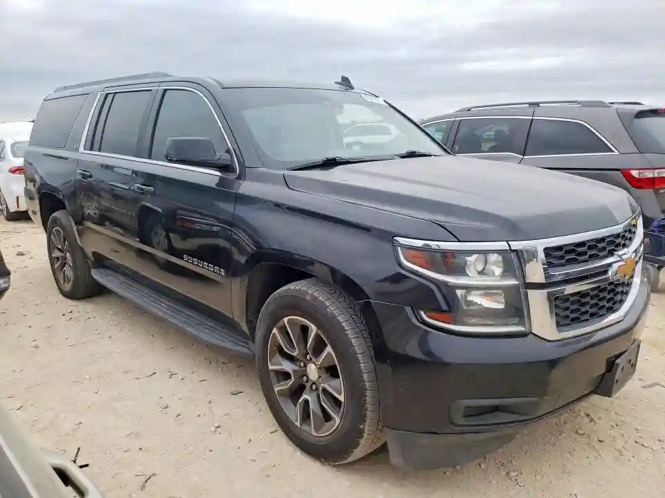 1GNSKHKC8JR208821 2018 CHEVROLET SUBURBAN-3