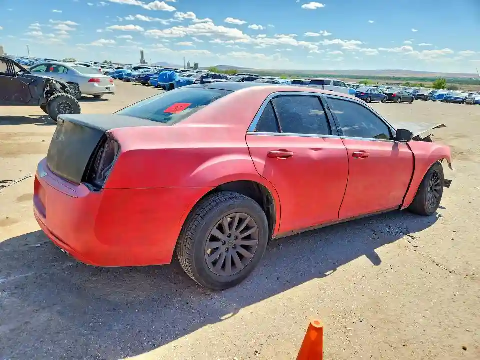2C3CCAAG3GH141936 2016 CHRYSLER 300-2