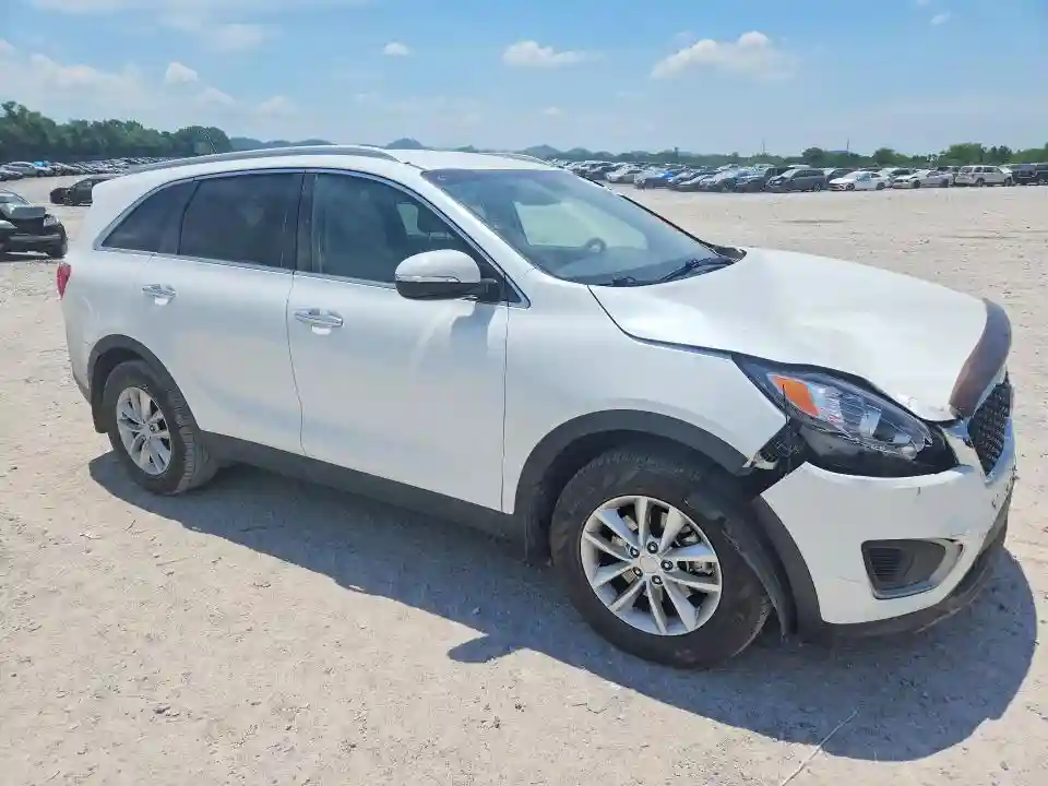 5XYPG4A30GG097974 2016 KIA SORENTO-3