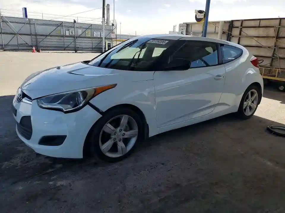 KMHTC6AD6CU020142 2012 HYUNDAI VELOSTER-0