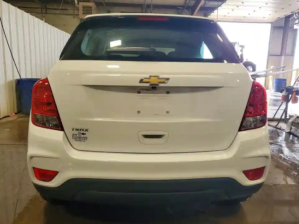 3GNCJKSB1KL380807 2019 CHEVROLET TRAX-5