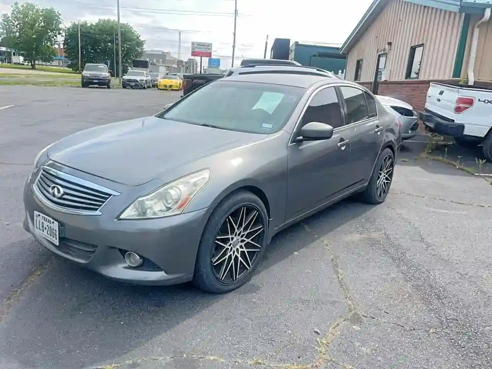 JN1DV6AR8BM650020 2011 INFINITI G25-1