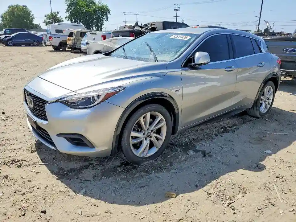 SJKCH5CPXKA010069 2019 INFINITI QX30-0