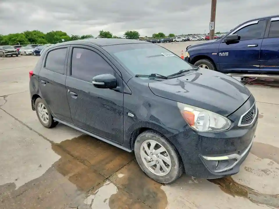 ML32A4HJ3JH011946 2018 MITSUBISHI MIRAGE-3