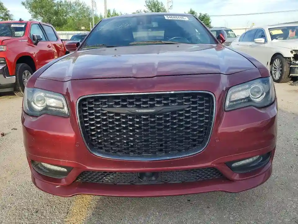 2C3CCAGG8JH302358 2018 CHRYSLER 300-4
