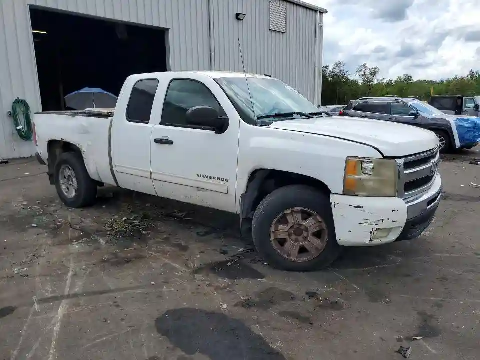 1GCRKSE35BZ261512 2011 CHEVROLET ALL MODELS-3