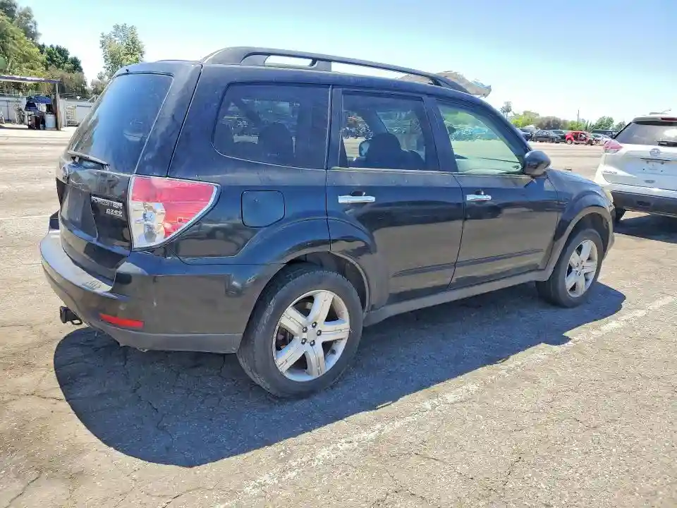 JF2SH6CC8AH738773 2010 SUBARU FORESTER-2
