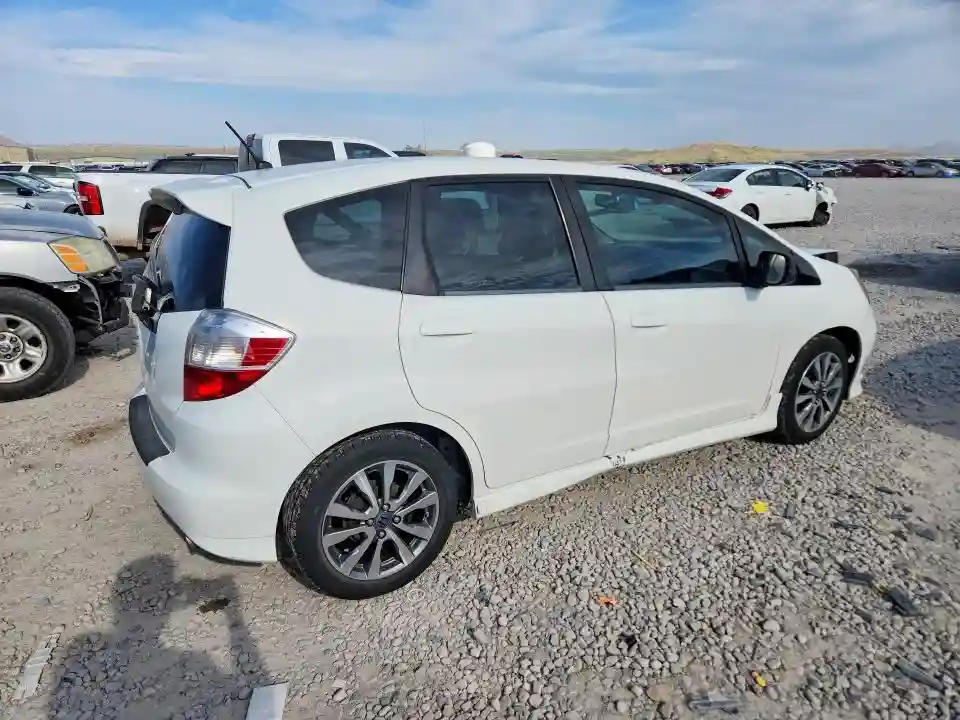 JHMGE8H51DC037575 2013 HONDA FIT-2