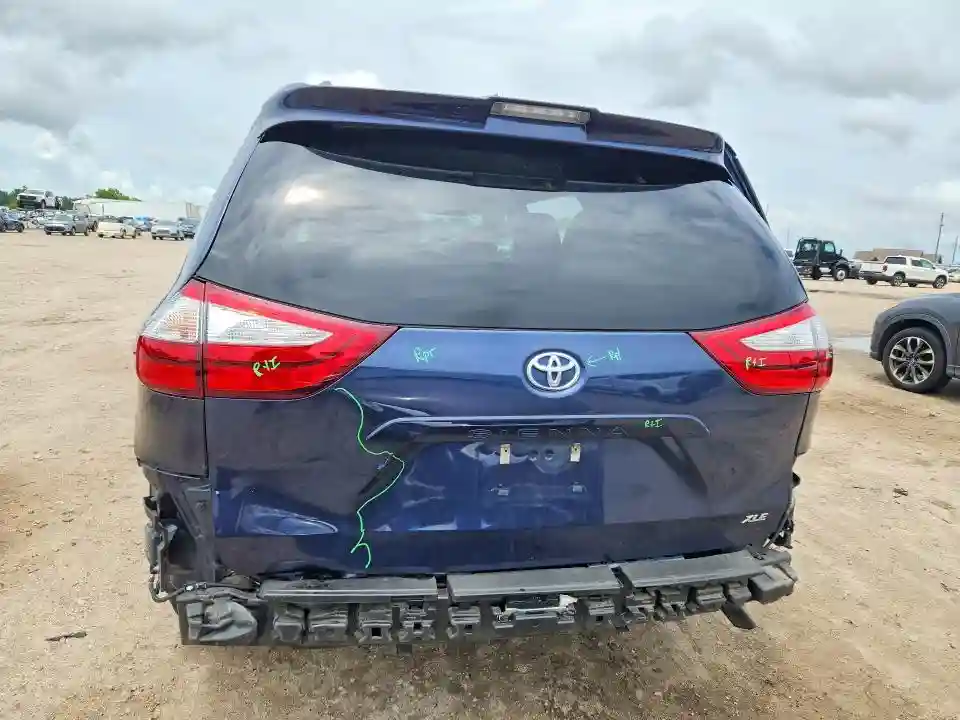 5TDYZ3DC6KS975827 2019 TOYOTA SIENNA-5