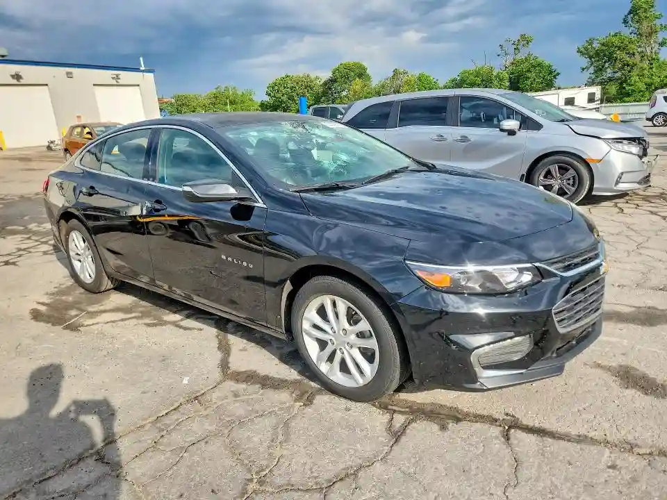 1G1ZE5ST5HF236819 2017 CHEVROLET MALIBU-3