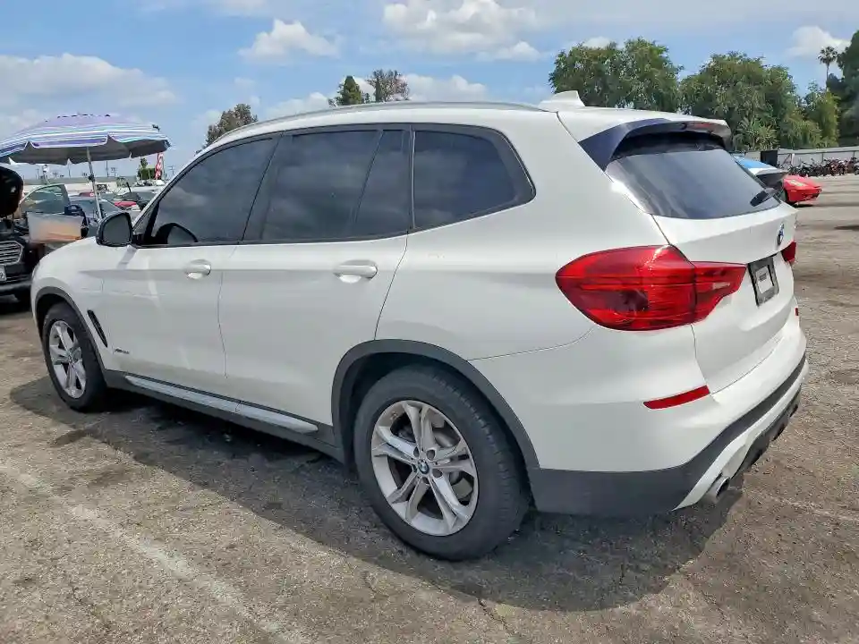 5UXTR9C50JLD66878 2018 BMW X3-1