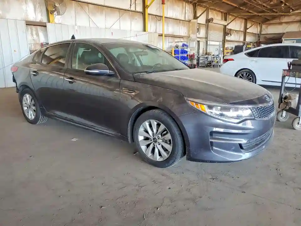 5XXGU4L31HG132601 2017 KIA OPTIMA-3