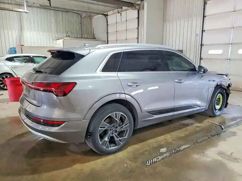 WA1VAAGE3MB018135 2021 AUDI E-TRON-2