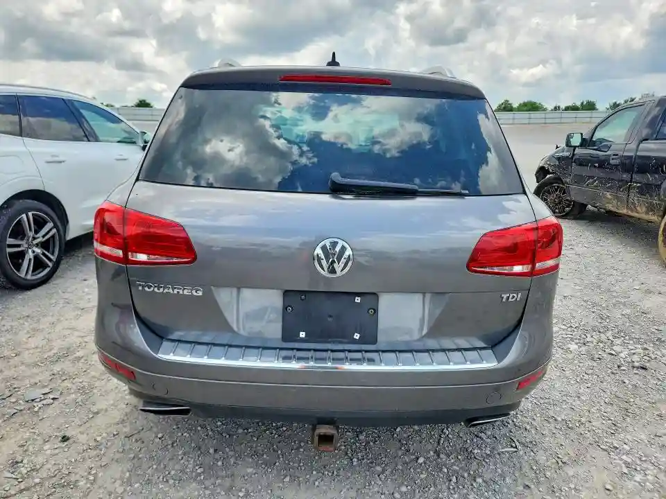 WVGEP9BP8ED012652 2014 VOLKSWAGEN TOUAREG-5