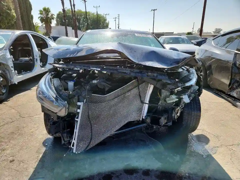 KNALC4J14J5104852 2018 KIA CADENZA-4