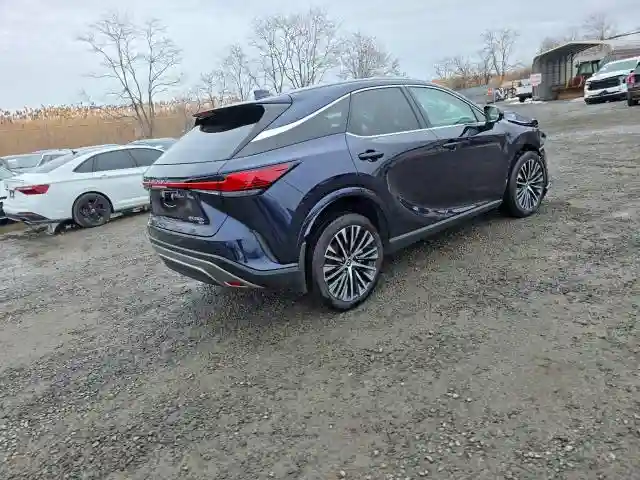 2T2BBMCA3SC076363 2025 LEXUS-3