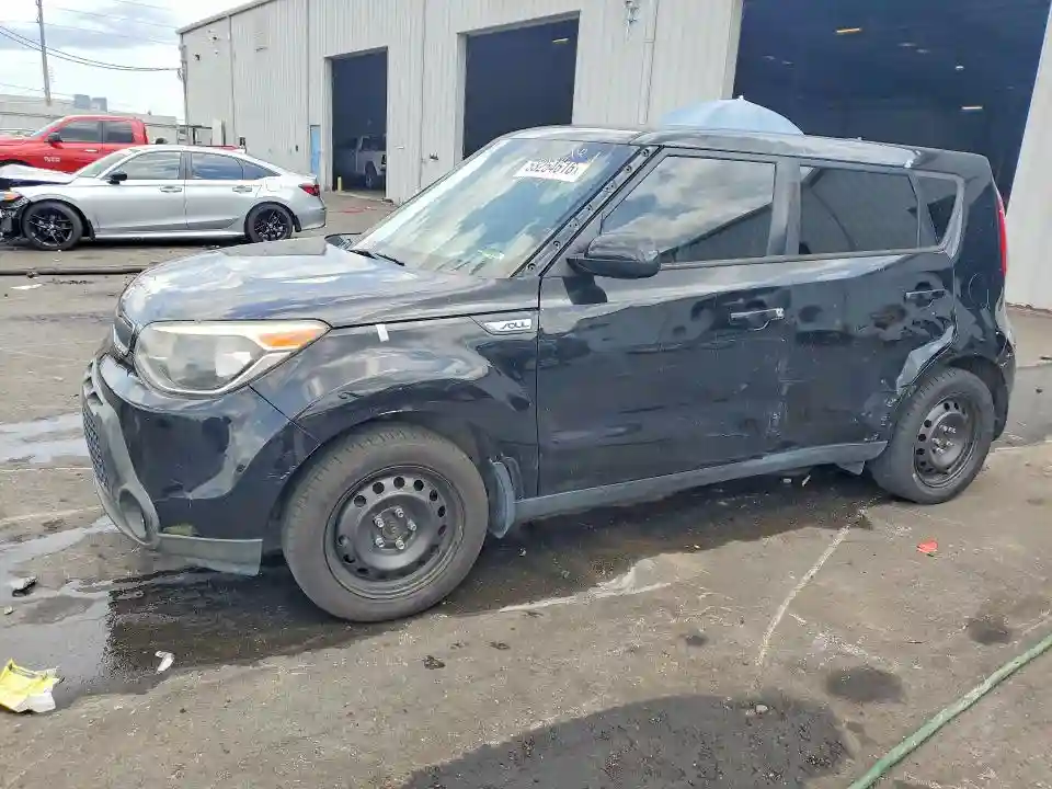 KNDJN2A22F7200329 2015 KIA SOUL-0