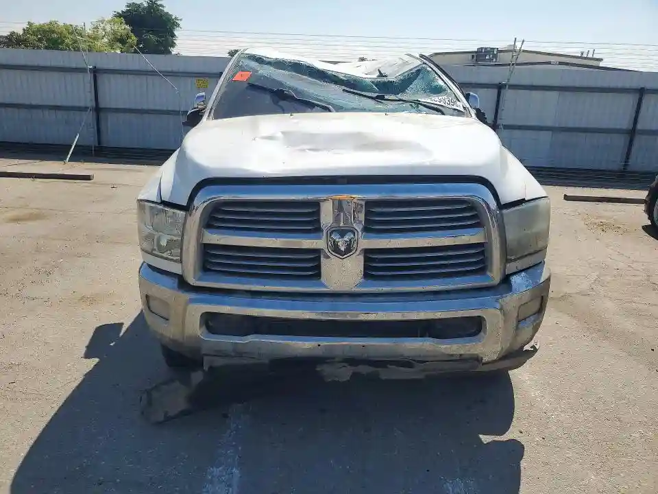 3C6UR4DL5FG613682 2015 RAM 2500-4
