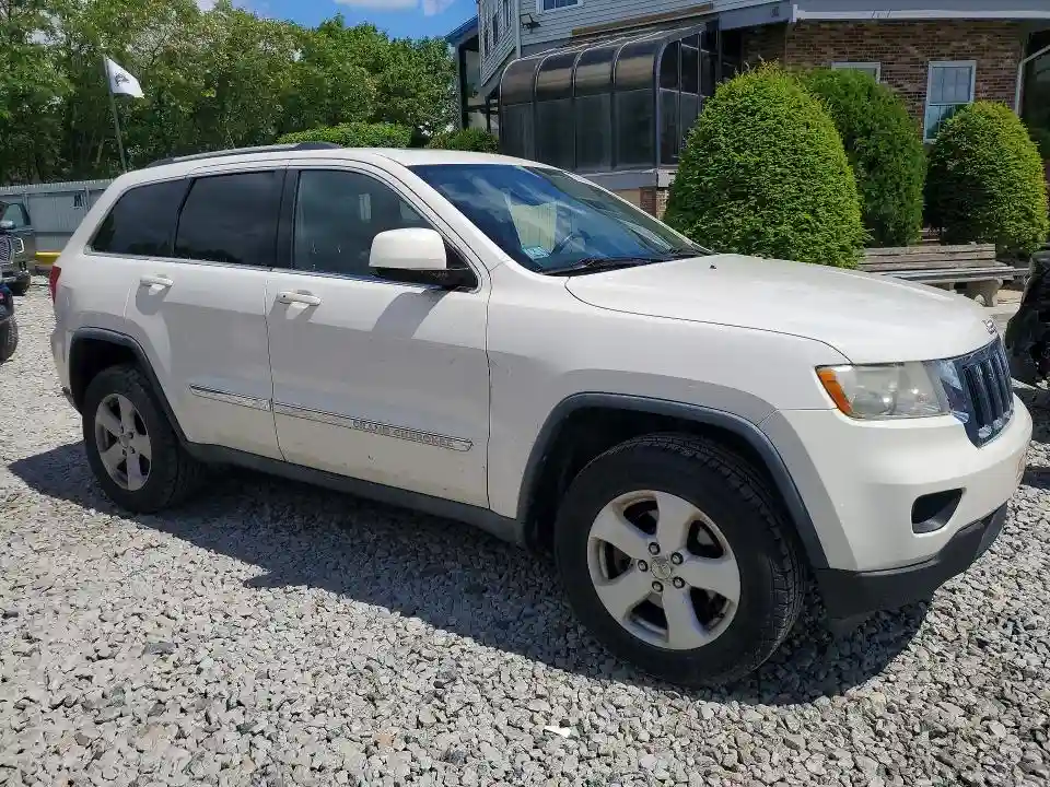 1J4RR4GG4BC529616 2011 JEEP CHEROKEE-3