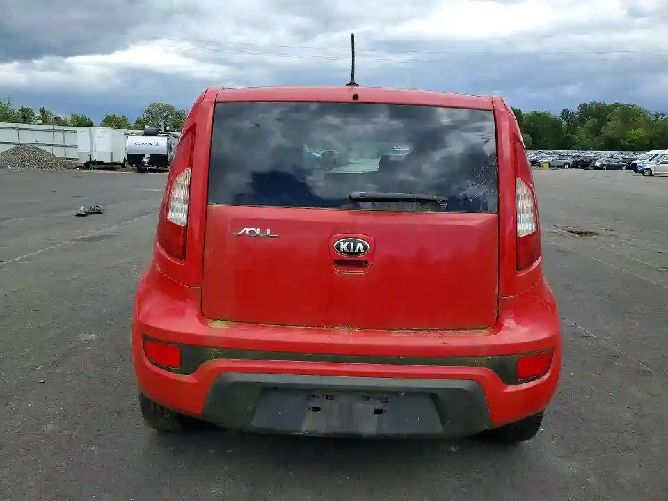 KNDJT2A59D7549629 2013 KIA SOUL BASE-5