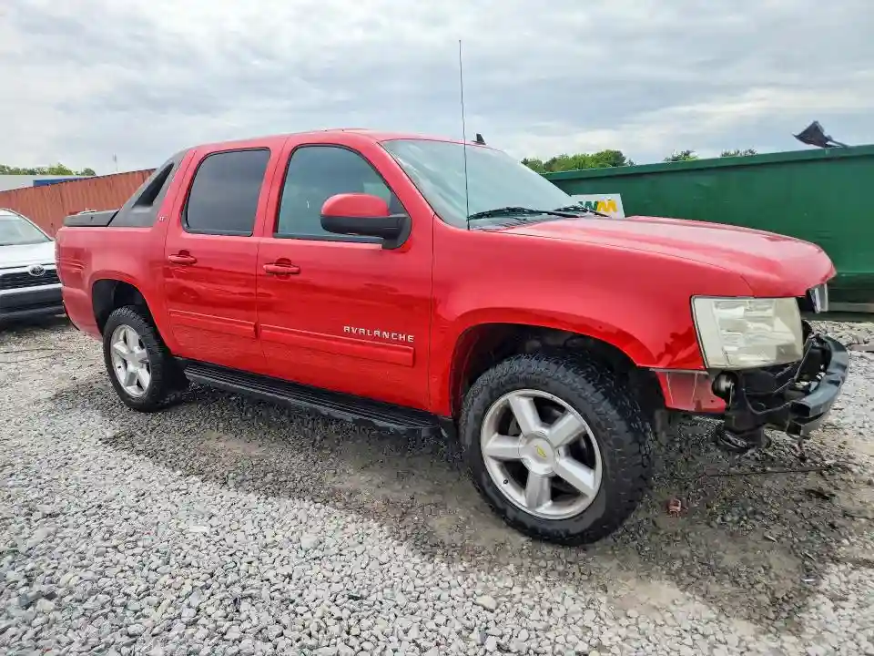 3GNTKFE30BG174959 2011 CHEVROLET AVALANCHE-3