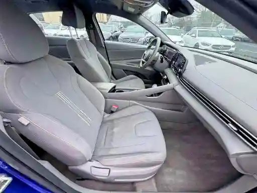 KMHLS4AGXNU314292 2022 HYUNDAI ELANTRA-4