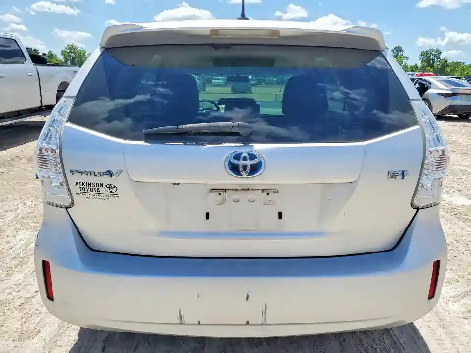 JTDZN3EU6C3149716 2012 TOYOTA PRIUS V TH-5
