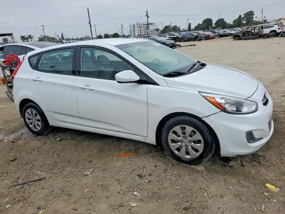 KMHCT5AE0HU351342 2017 HYUNDAI ACCENT-3